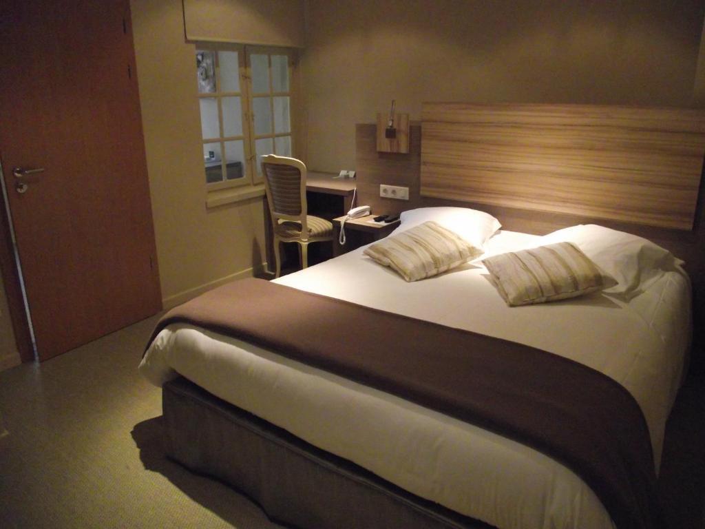 Hostellerie Au Cygne Wissembourg Habitación foto